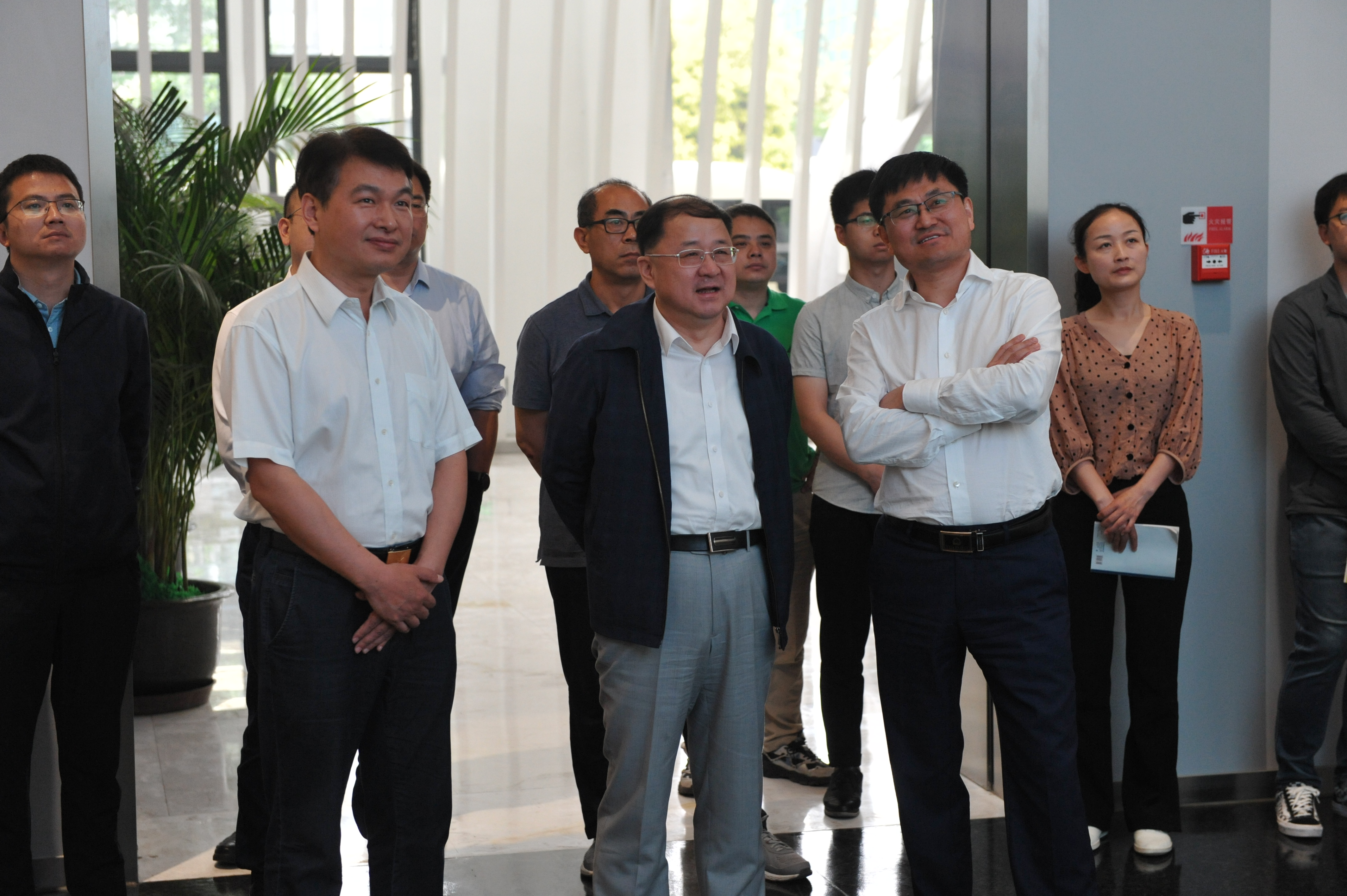 华球体育（中国）科技公司集团副总经理周旗钢到中国核动力研究设计院走访调研