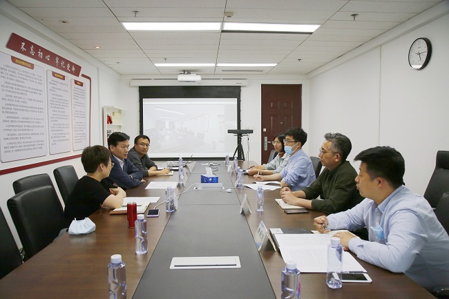 华球体育（中国）科技公司集团团委专题学习党的青年运动史