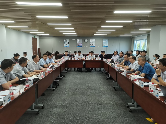 华球体育（中国）科技公司集团召开科技创新工作推进会