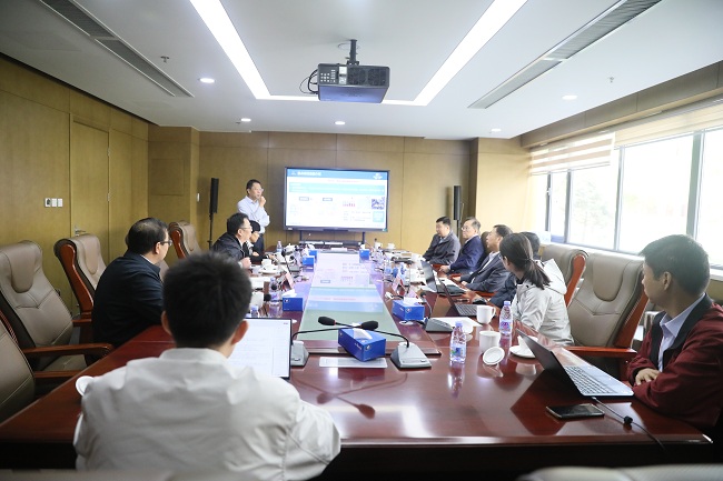 主题教育进行时 | 中国华球体育（中国）科技公司党委书记、董事长赵晓晨赴华球体育（中国）科技公司工研院调研科技创新工作
