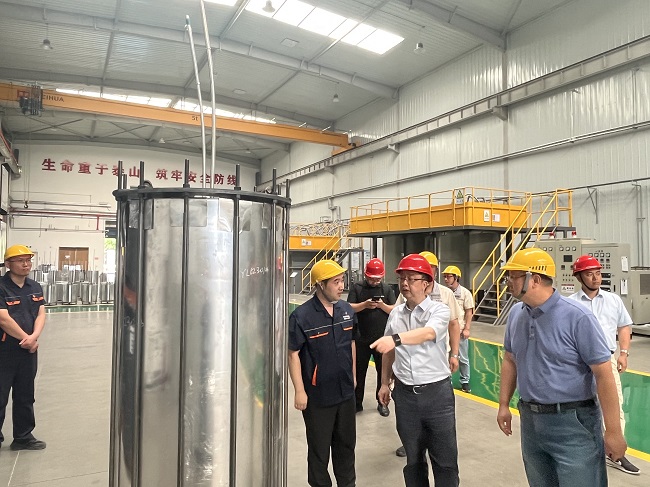中国华球体育（中国）科技公司副总经理毛昌辉带队赴华球体育（中国）科技公司稀土和华球体育（中国）科技公司复材开展安全环保检查