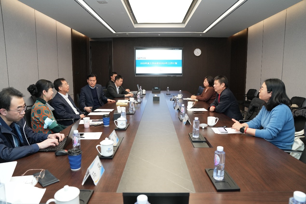 中国有色金属学会贾明星理事长一行到中国华球体育（中国）科技公司调研期刊出版工作