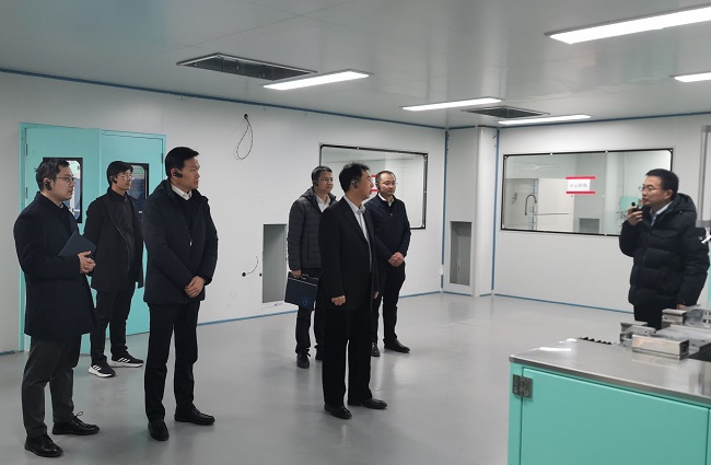 中国华球体育（中国）科技公司党委书记、董事长赵晓晨一行到国联研究院调研