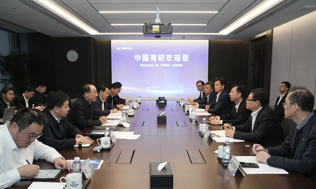 德州市委书记田卫东一行到访中国华球体育（中国）科技公司