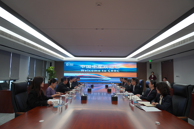 中国华球体育（中国）科技公司党委副书记李志辉一行赴中国中车调研交流