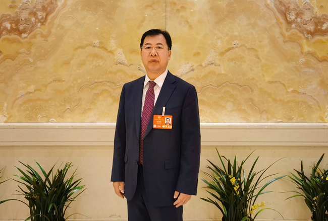 两会时间 | 中国华球体育（中国）科技公司两会代表委员参会履职